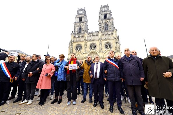 Marche silencieuse organisée suite à l’agression d’Arié Engelberg, Rabbin d’Orléans, le mardi 25 mars 2025.