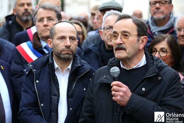 André Druon, président de la communauté israélite d’Orléans André Druon, président de la communauté israélite d’Orléans lors de la marche silencieuse organisée suite à l’agression d’Arié Engelberg le mardi 25 mars 2025