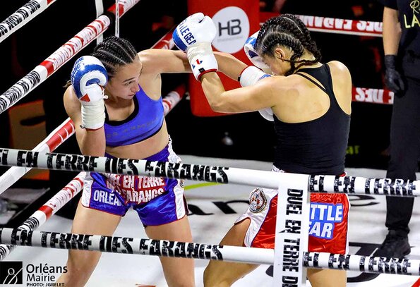 Sonia Dinh vs Lindsey Thomas Sonia Dinh vs Lindsey Thomas